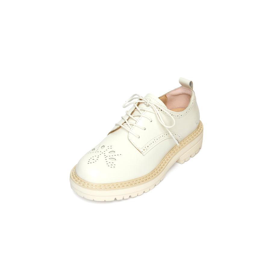 Bettie Oxfords - Beige (BEI)