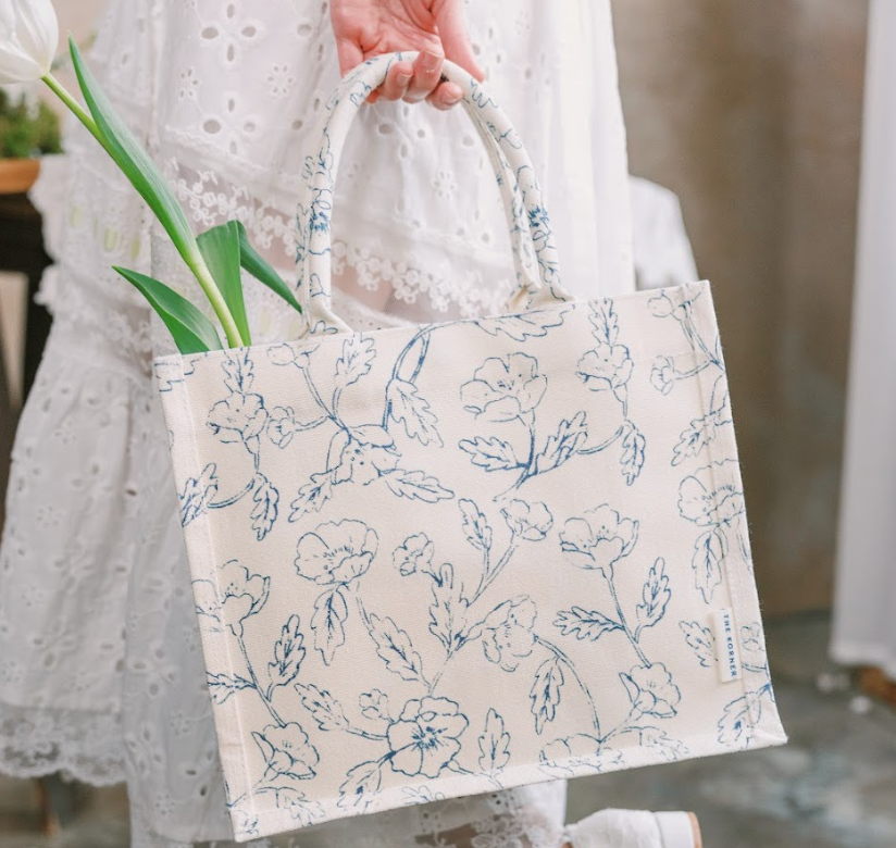 Karrie Rose Tote Bag - White (WHT)