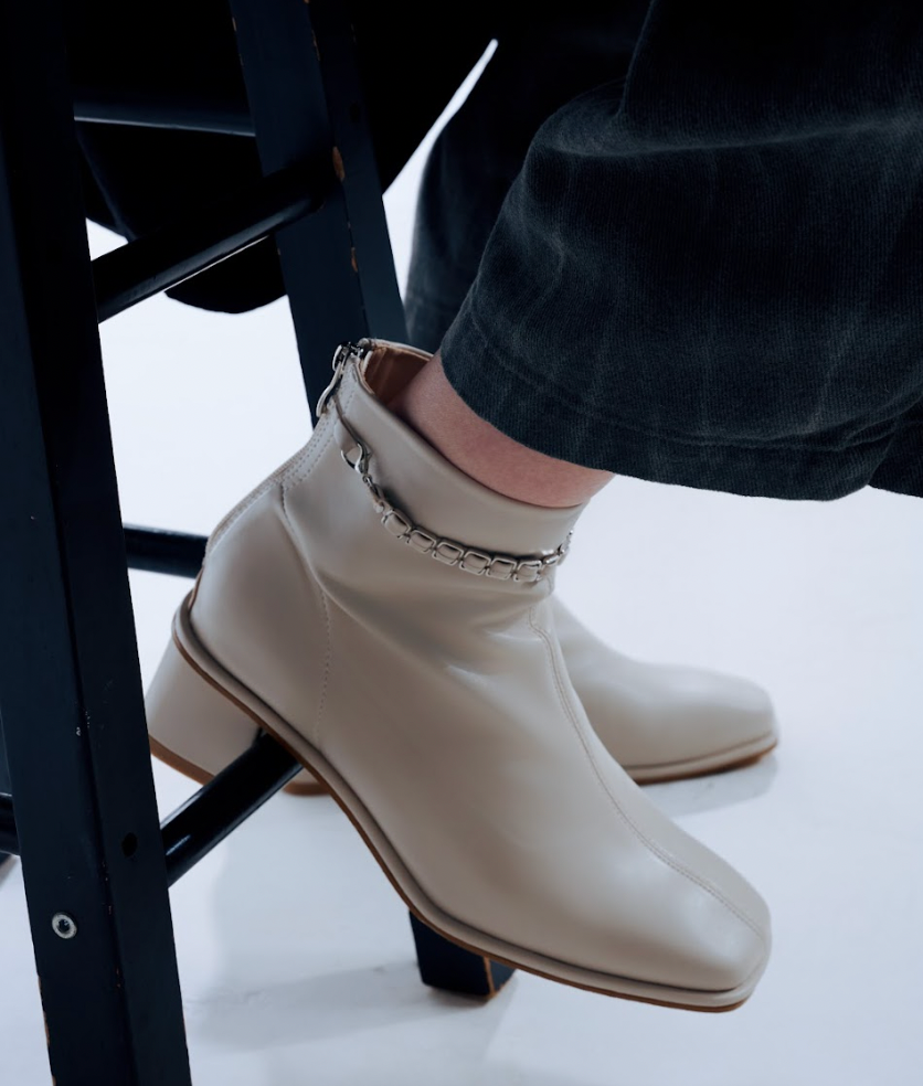 Kiley Zip Boots - Black (BLK)